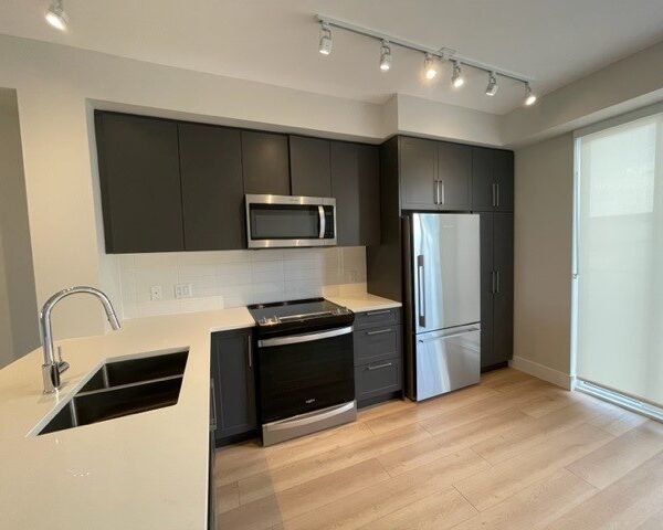 Tsawwassen - Beautiful 3 Bedroom Townhome