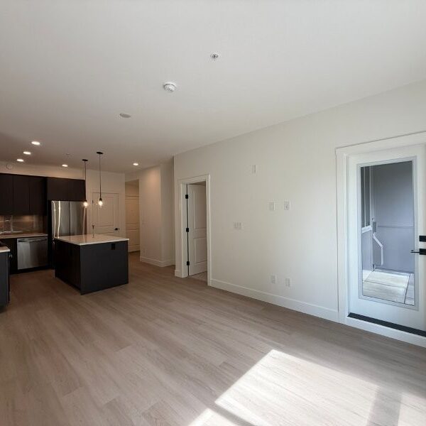 Spectacular South Facing 2 Bedrooms/2 Bathrooms at King & Crescent 