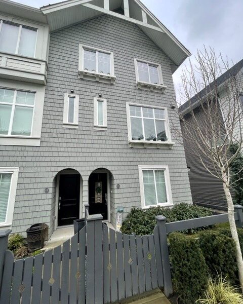Kings Landing 3 Bed+Den  Townhome 
