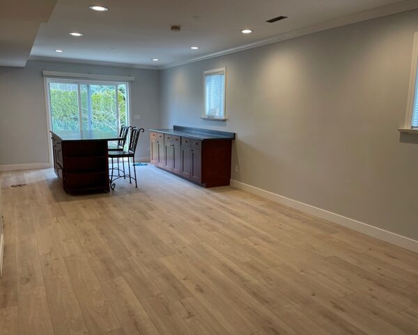 Beautiful and Spacious Ground Level Two Bedroom Suite