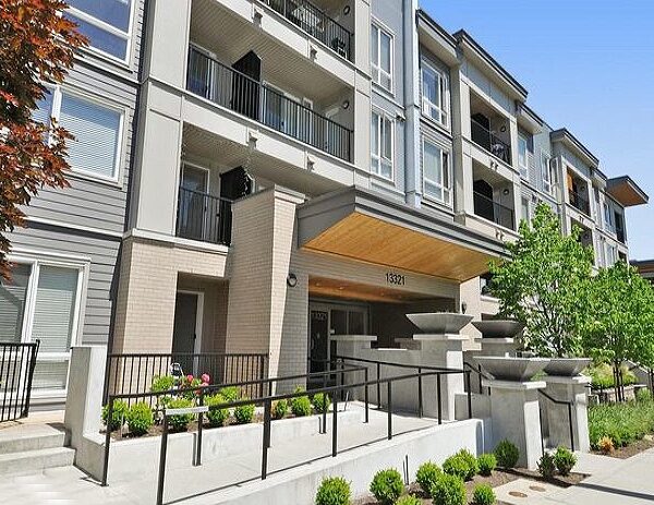 Agenda - Spacious Open Concept Layout 2 Bedroom Condo
