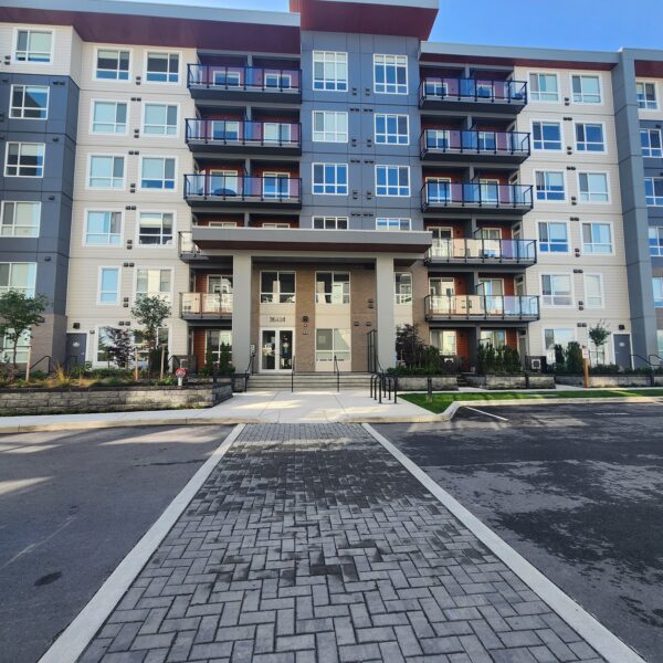 Stunning Brand New Two Bed, Two Bath Condo with AC in Mt Lehman Abbotsford
