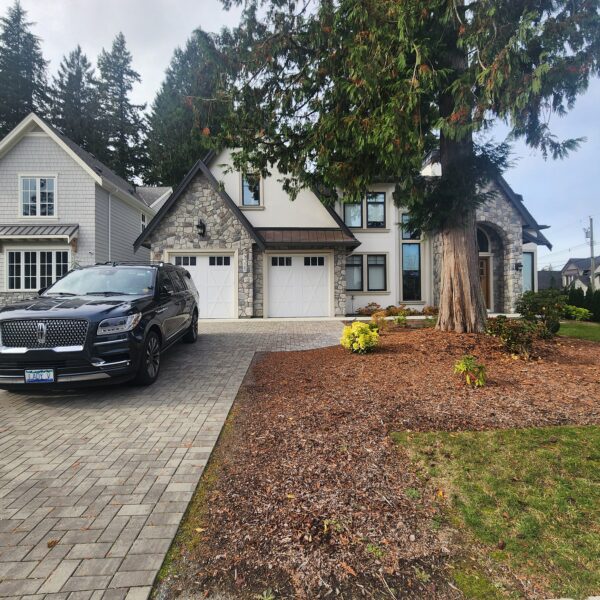 Incredible Five Bedroom Custom Built 6000 sq ft Home in this Highly Sought After Area in Walnut Grove, Langley