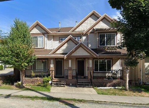 Three Bedrooms Upper Home in East Newton