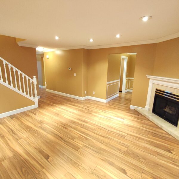 Cougar Creek Estates Three Bed/2 Bath Townhome