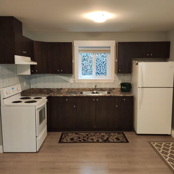 Spacious Two Bedroom Suite in Panorama Ridge