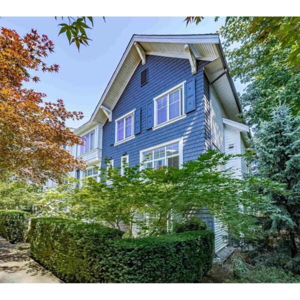 Beautifully Spacious Three Bedroom Plus Den Townhome in Desirable Guildford