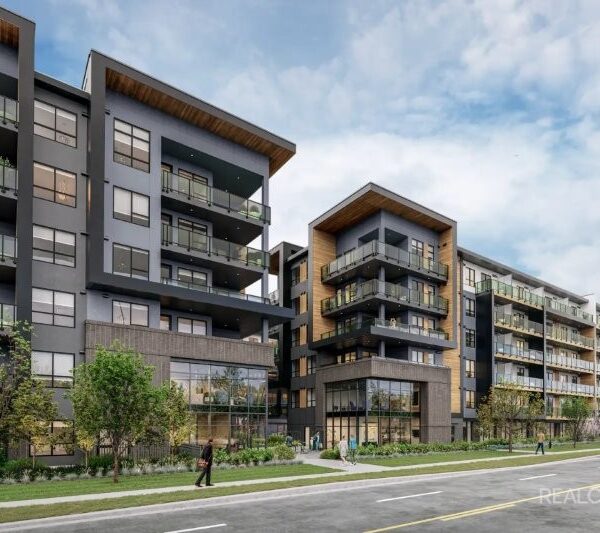 Stunning NEW Executive Condo 2 Bed/2 Bath located at Scott 77