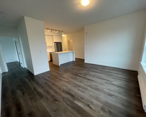 Unit 105 - Beautifully Designed/ 3 Bedrooms Condo at The Grove