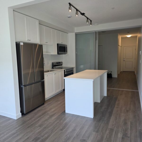 Modern Studio Living Fleetwood Village II