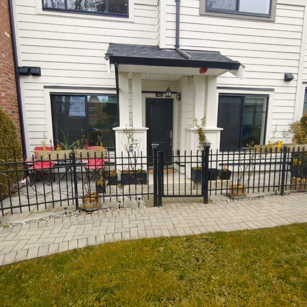 Notting Hill Townhouse One Bed Plus Den