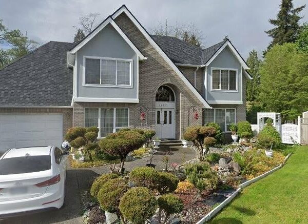 Beautiful 4 Bed Home, Bear Creek/Green Timbers 