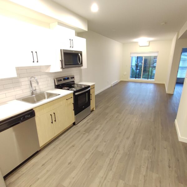 Central48. Spacious One Bedroom Plus Den