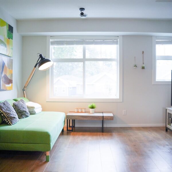 Beautiful Townhome at “Haven” 3 Bedroom Plus Den, 3 Bathroom Short Term Maximum 1 year