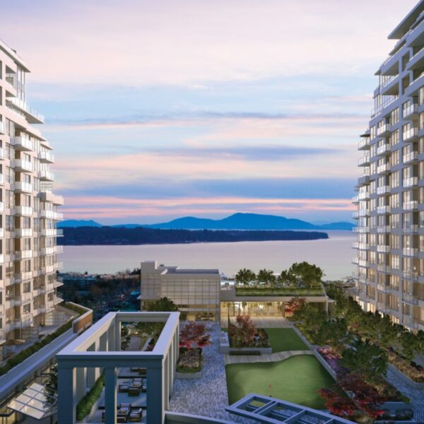 Luxury High-Rise Condo in Downtown White Rock!