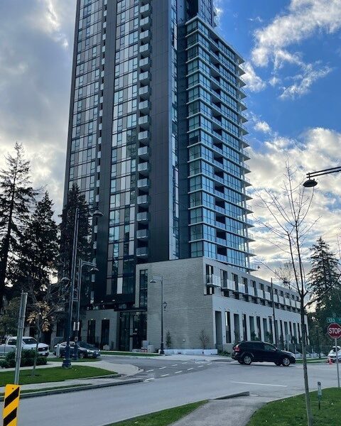 Impressive 1 Bed Condo at the Melrose Tower, with Accessible Amenities’