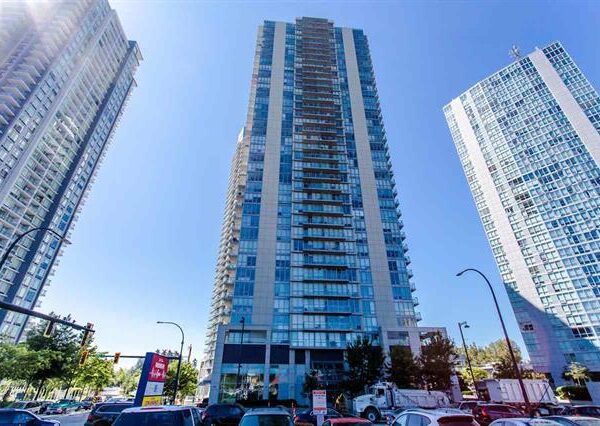 Park Place. Spacious One Bedroom