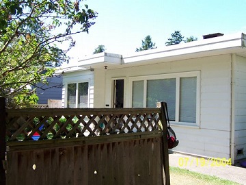 Beautiful 1200 SQ FT Home Steps Away From Crescent Beach