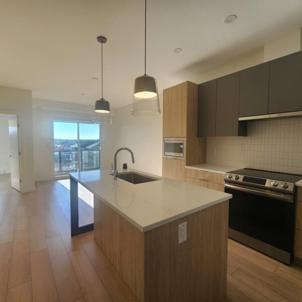 Top Floor Two Bed Two Bath Condo with Parking in Langley